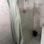 Private In A Shared 아파트 Asnières